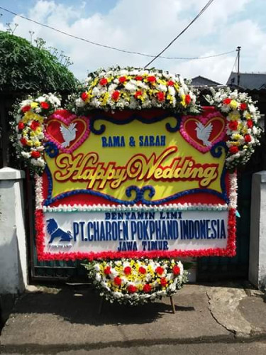 Karangan Bunga Pernikahan  di Mesuji